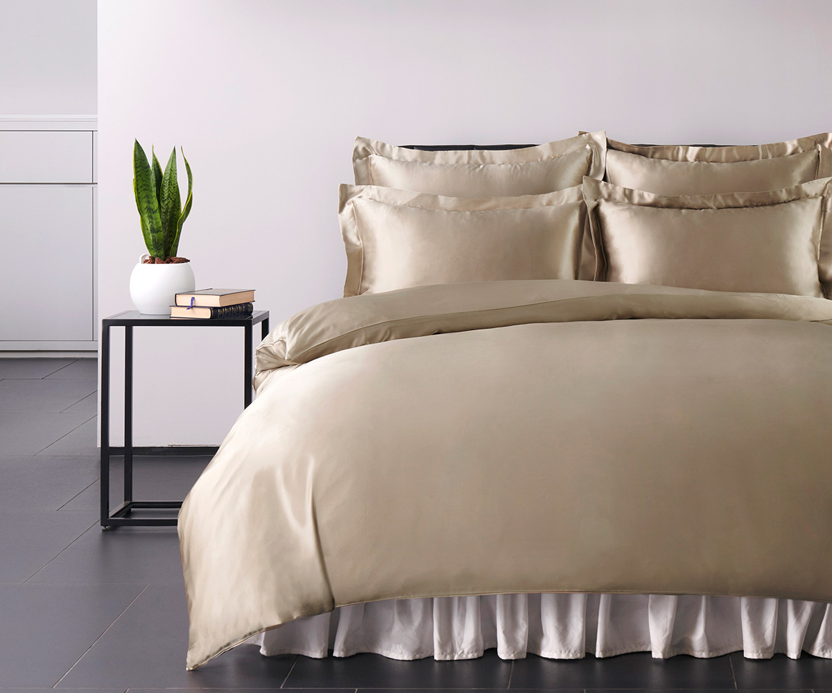 KUMASEN 高級シルク枕カバー ホテル品質 静電気防止 防臭 - 枕
